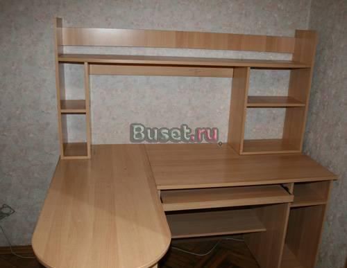 Продаю стол компьютерный,комбинированный Москва
