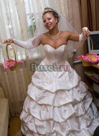 Свадебное платье, сумочка, туфли, накидка, перчатк Москва
