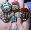 Cтарые значки, нагрудные знаки разных стран.   Москва