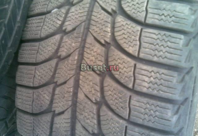 215х50х17 мишлен,цена за 2шт,неболь.дефекты Москва