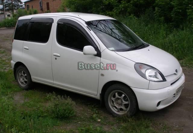 Toyota Funcargo, 2001 Красноярск