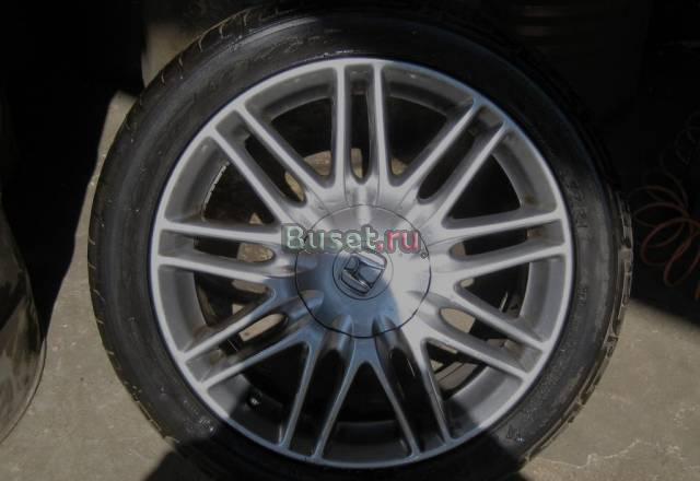 Комплект колес на литых дисках.Резина dunlop SP SP Москва