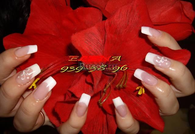 Наращивание ногтей ,ресниц. стразы в волосы Санкт-Петербург