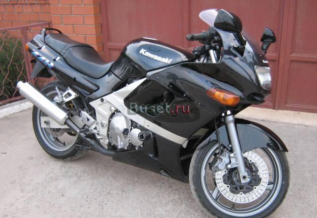 Продаю мотоцикл Кавасаки ZZR-400-2 Саратов