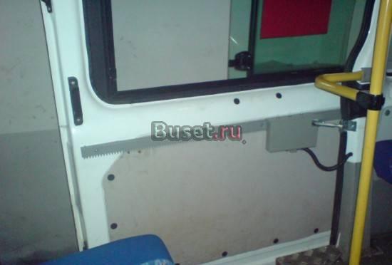 Автоматическая автомобильная дверь Москва