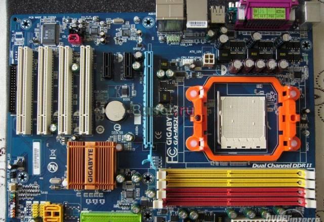 Продаю материнскую плату gigabyte ga-m52l-s3 Москва