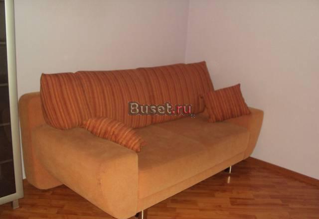 Диван-ширина-1.05м, длина-2м. 10000 руб Москва