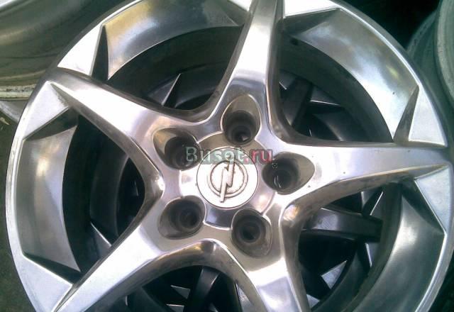 Опель оригинал,радиус 16,идеал.сост.есть шины Москва