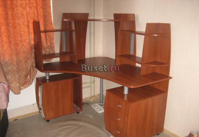 Продам Стол компьютерный угловой Москва