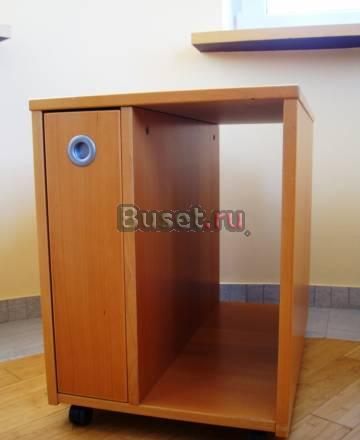Продам тумбу на колесиках для системного блока ком Москва