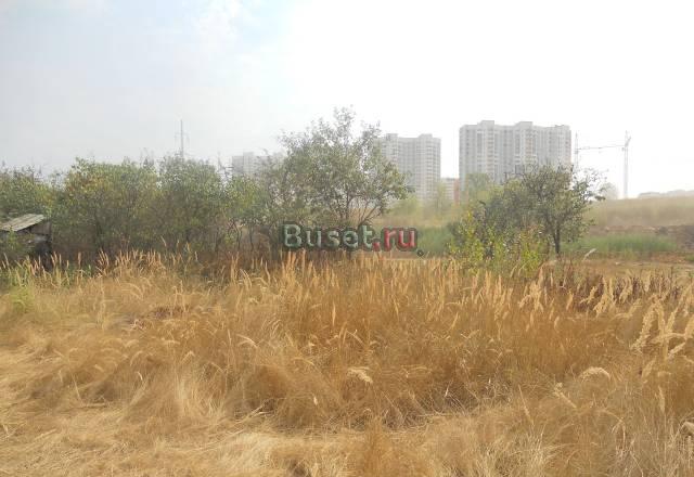 Продам участок в пос. Некрасовка, 5 км. от МКАД Москва