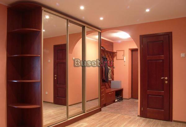 Шкафы-купе, гардеробные, библиотеки на заказ Москва