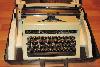 Печатная машинка в чемоданчике. Полностью исправна превью 302894.
