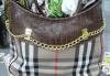 Превью Burberry- большая сумка с золотыми украшениями Москва - 2