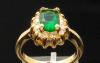 Роскошное кольцо с изумрудом и бриллиантами превью 1272826.