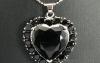 Кулон в форме сердца из черного сапфира превью 1345408.